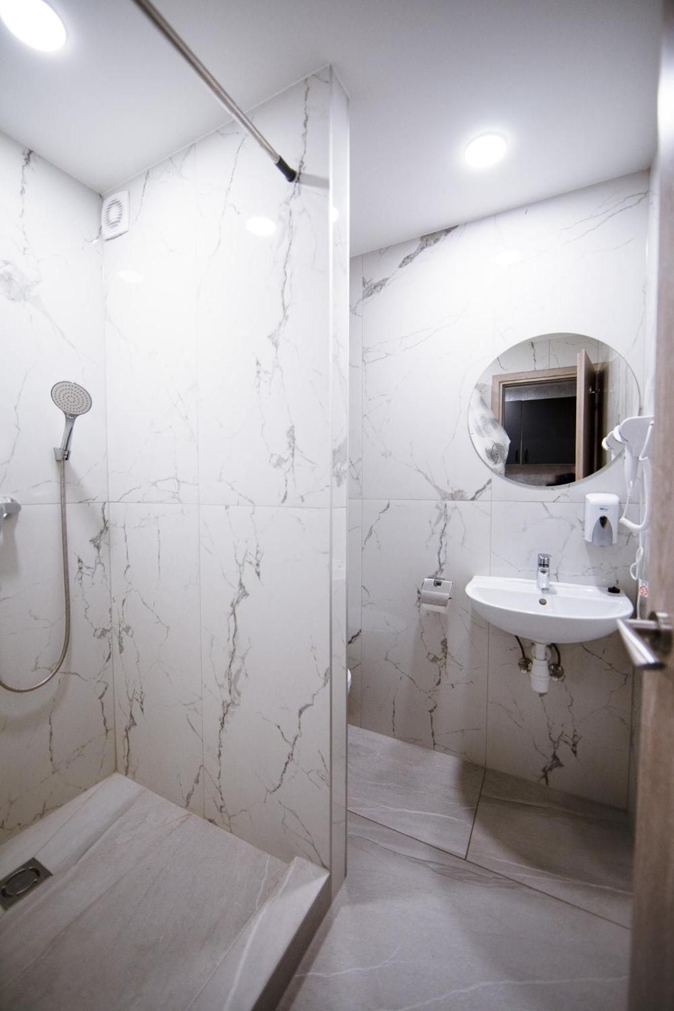 Dzukija Hotel Alytus Dış mekan fotoğraf